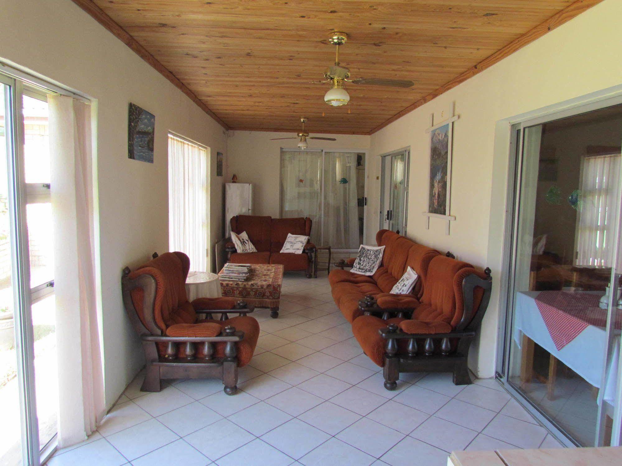 Blue Horizon Bay Guest House Van Stadensriviermond Eksteriør billede